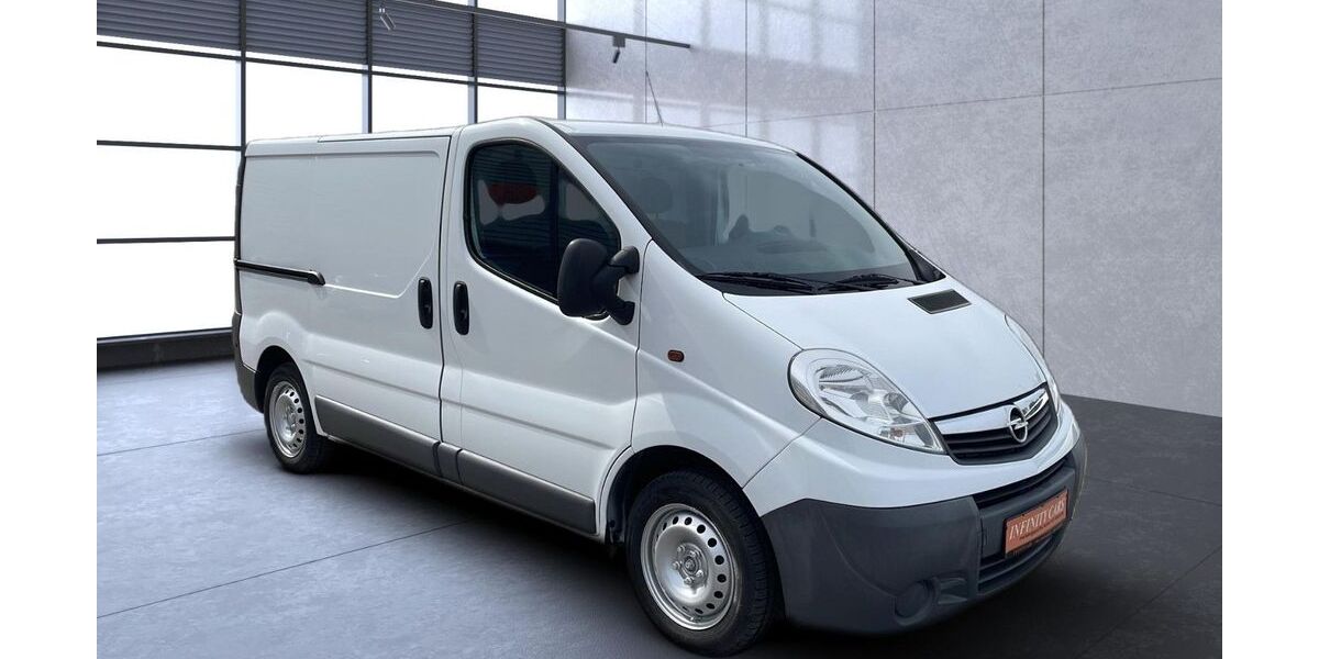 Opel Vivaro 147.050 km 5.990 &euro; Erfurt 99086