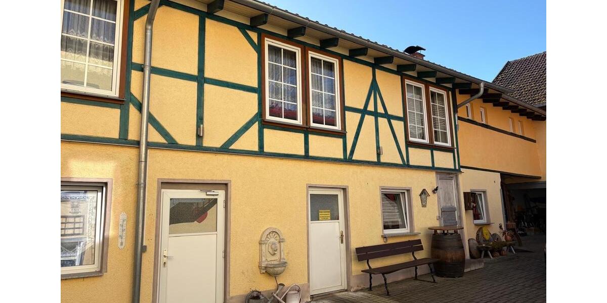 Mehrfamilienhaus, Wohnhaus Gotha - 7 Zimmer, 240 m&sup2;, 550.000&euro; | Angebot:25498603