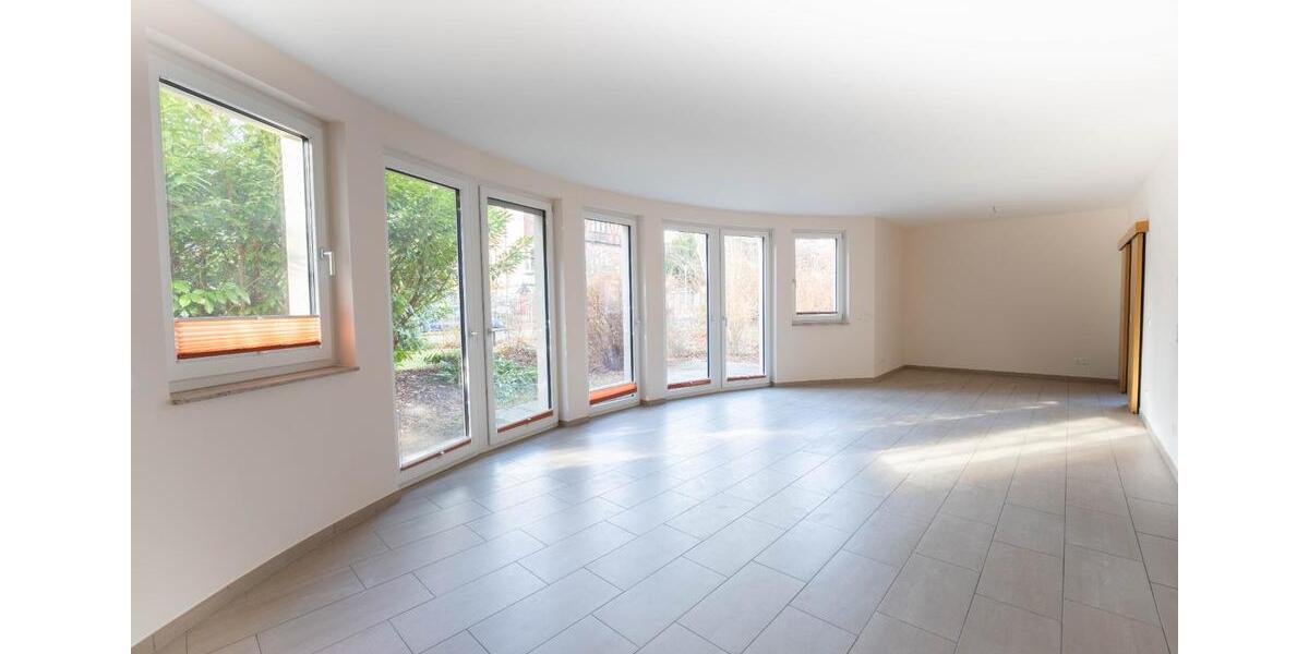 Traumhafte 4 Zimmer-Wohnung mit Tiefgarage und Terrasse in der Südstadt 4 zimmer