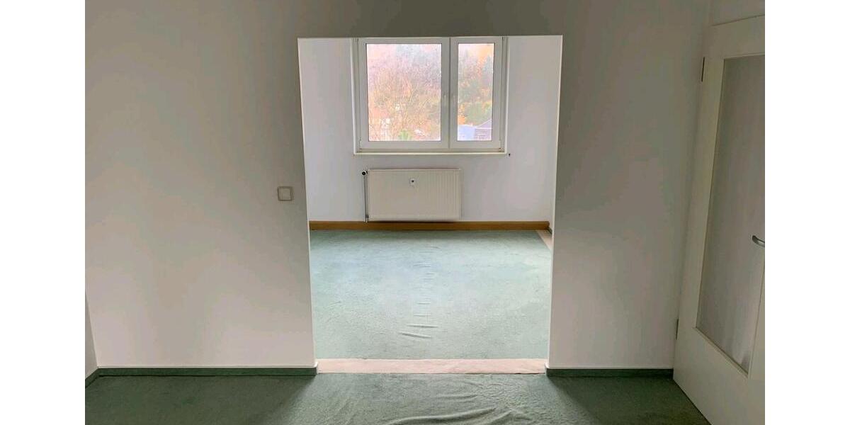 Etagenwohnung Kranichfeld - 4 Zimmer, 75 m&sup2;, 80.000&euro; | Angebot:26765934