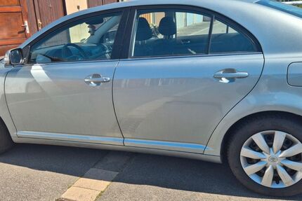 Toyota Avensis 95.000 km 4.800 &euro; Sömmerda 99610
