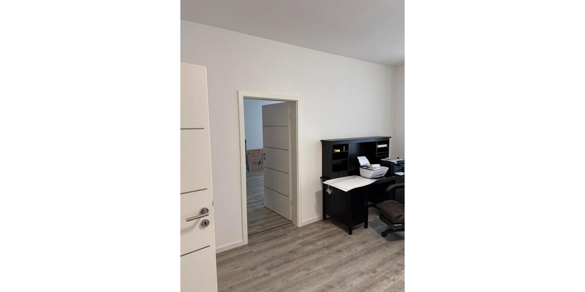 Etagenwohnung Erfurt Andreasvorstadt - 2 Zimmer, 88 m&sup2;, 1.200&euro; | Angebot:27633504