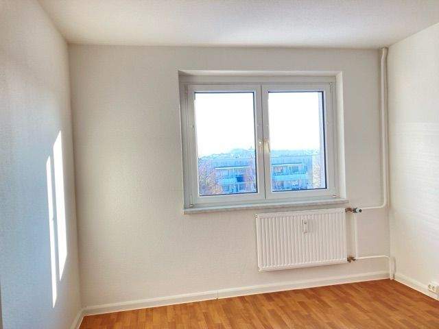 Etagenwohnung Gotha Gotha West - 3 Zimmer, 71 m&sup2;, 425&euro; | Angebot:24450842