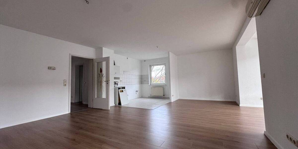 Etagenwohnung Erfurt Ilversgehofen - 2 Zimmer, 75 m&sup2;, 195.000&euro; | Angebot:26029581