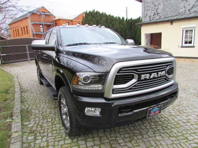 Dodge RAM 147.000 km 39.990 &euro; Großfahner 99100