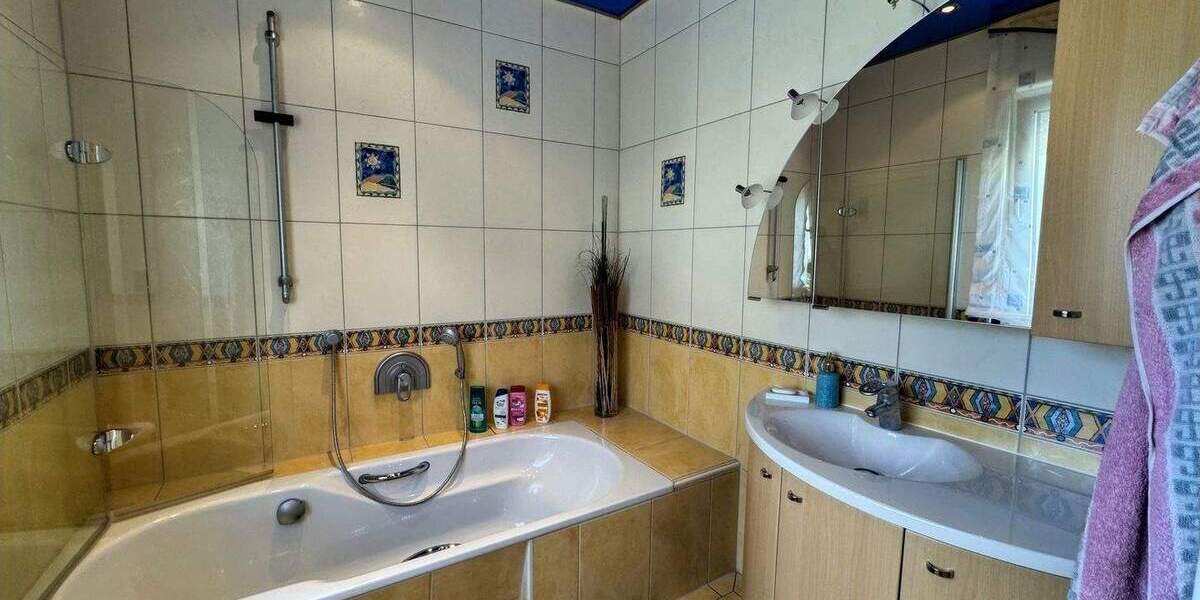 Einfamilienhaus Molschleben - 6 Zimmer, 154 m&sup2;, 279.000&euro; | Angebot:25685857