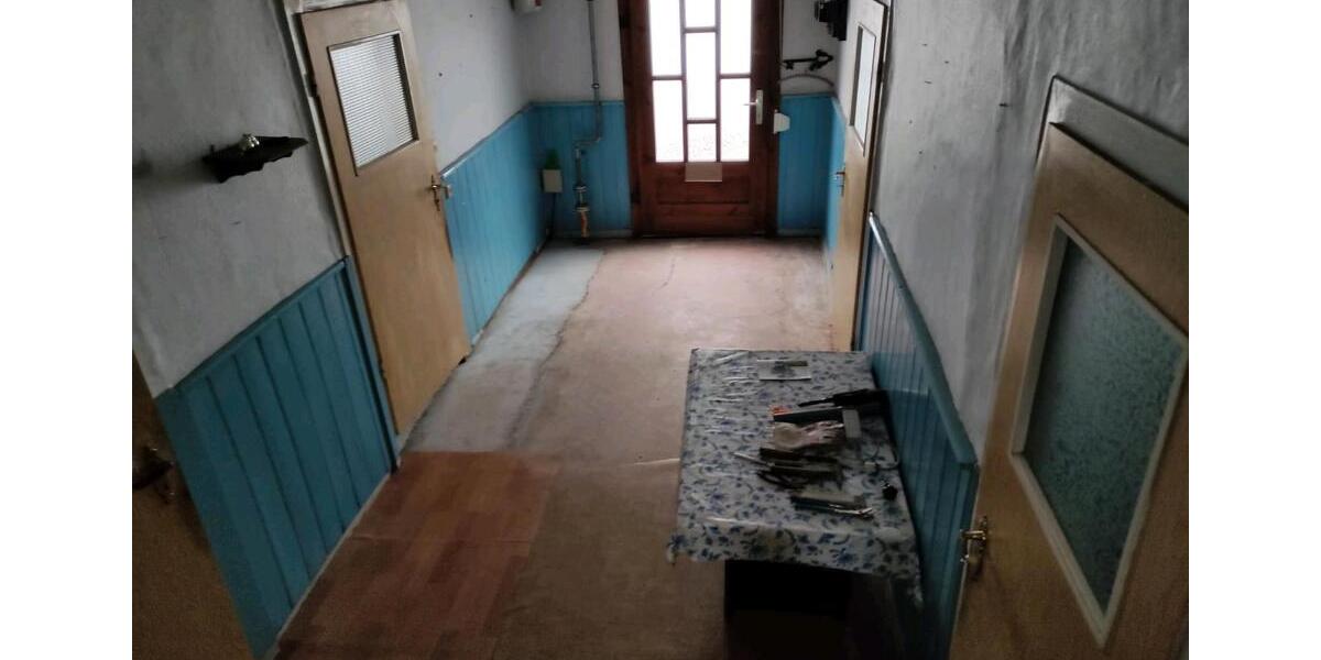 Einfamilienhaus Plaue - 6 Zimmer, 100 m&sup2;, 36.000&euro; | Angebot:26816002