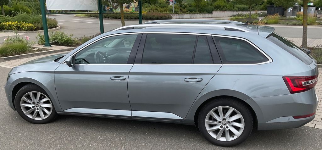 Skoda Superb 80.650 km 16.995 € Weimar 99428