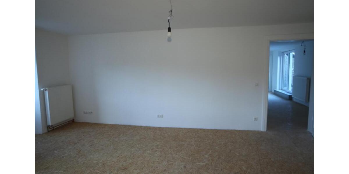 Etagenwohnung Ohrdruf - 6 Zimmer, 215 m&sup2;, 1.200&euro; | Angebot:12321985