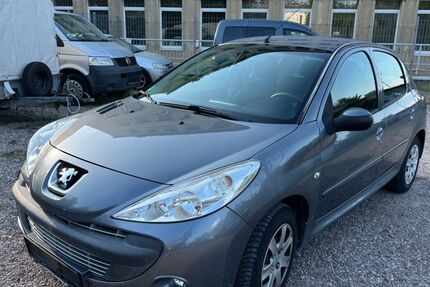 Peugeot 206 170.000 km 2.999 € Erfurt 99085