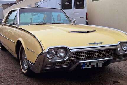 Ford Thunderbird
