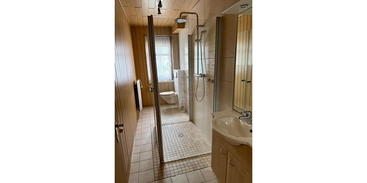 Erdgeschoßwohnung Greußen - 4 Zimmer, 60 m&sup2;, 47.500&euro; | Angebot:27020772