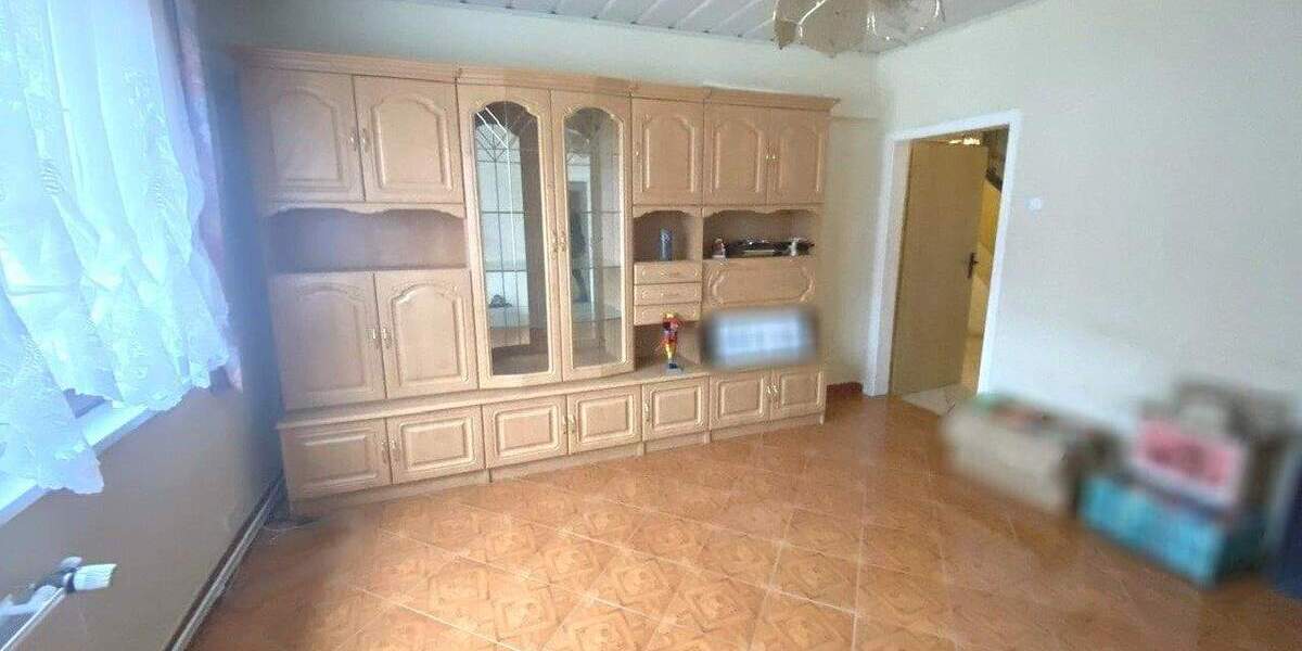 Doppelhaushälfte Ohrdruf - 4 Zimmer, 95 m&sup2;, 115.000&euro; | Angebot:25772408