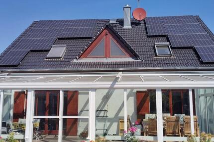 Familienfreundliches Haus mit großem Garten zu verkaufen 6 zimmer