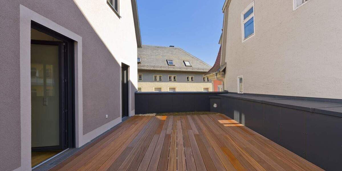 Stilvoll wohnen im Herzen Weimars - 3-Zimmer-Oase mit Terrasse & Balkon 3 zimmer