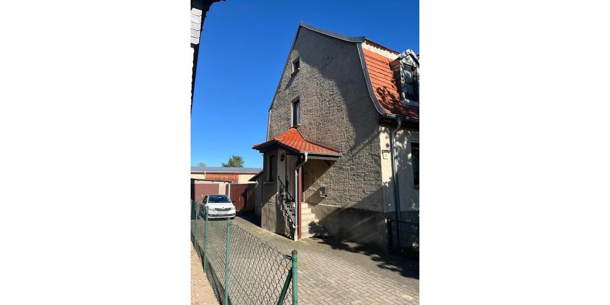 Einfamilienhaus Kölleda - 7 Zimmer, 148 m&sup2;, 280.000&euro; | Angebot:26794767