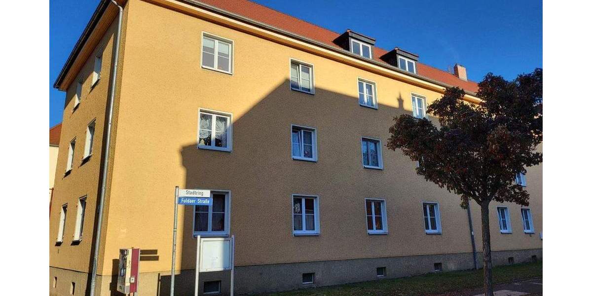 3-Raumwohnung mit Balkon und Tageslichtbad mit Wanne in Hochparterre 3 zimmer