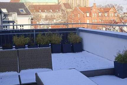 16642 +++ DOM-Blick + große Dachterrasse + Erfurt-Altstadt +++ 2 zimmer