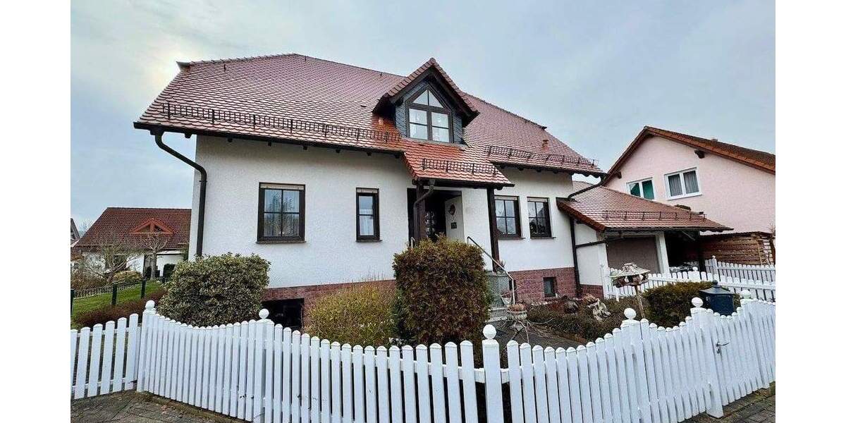 Einfamilienhaus Ohrdruf - 7 Zimmer, 162 m&sup2;, 395.000&euro; | Angebot:25673473