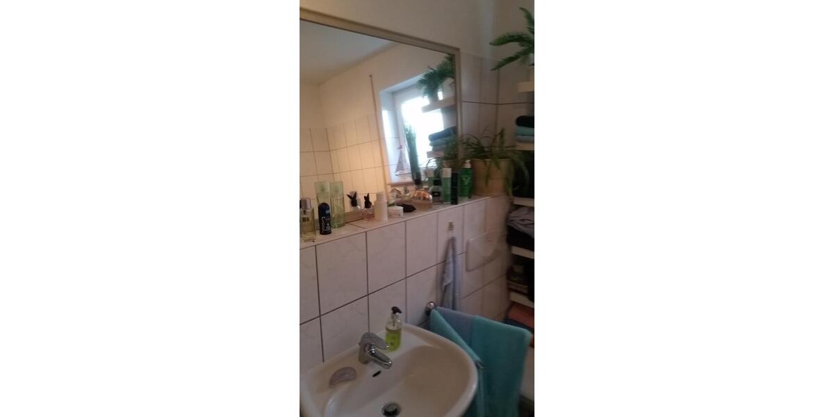 Etagenwohnung Dachwig - 3 Zimmer, 87 m&sup2;, 957&euro; | Angebot:26484594