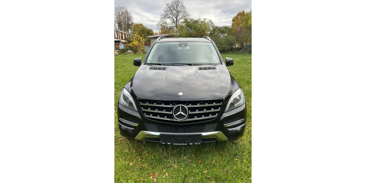 Mercedes-Benz M-Klasse 241.979 km 22.800 &euro; Erfurt 99084