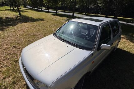 VW Golf 148.810 km 2.650 &euro; Ettersburg 99439