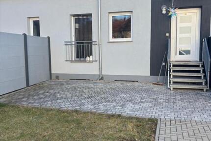 Wohnung Straußfurt - 3 Zimmer, 95 m&sup2;, 812&euro; | Angebot:25333300