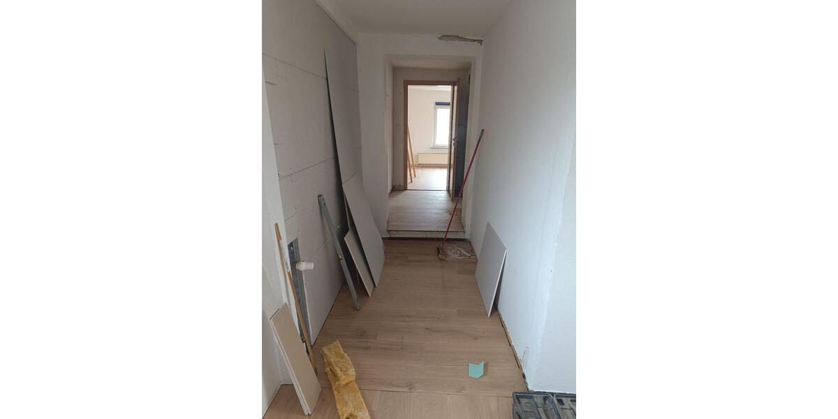 Dachgeschoßwohnung Geratal Geraberg - 4 Zimmer, 73 m&sup2;, 329&euro; | Angebot:25995885