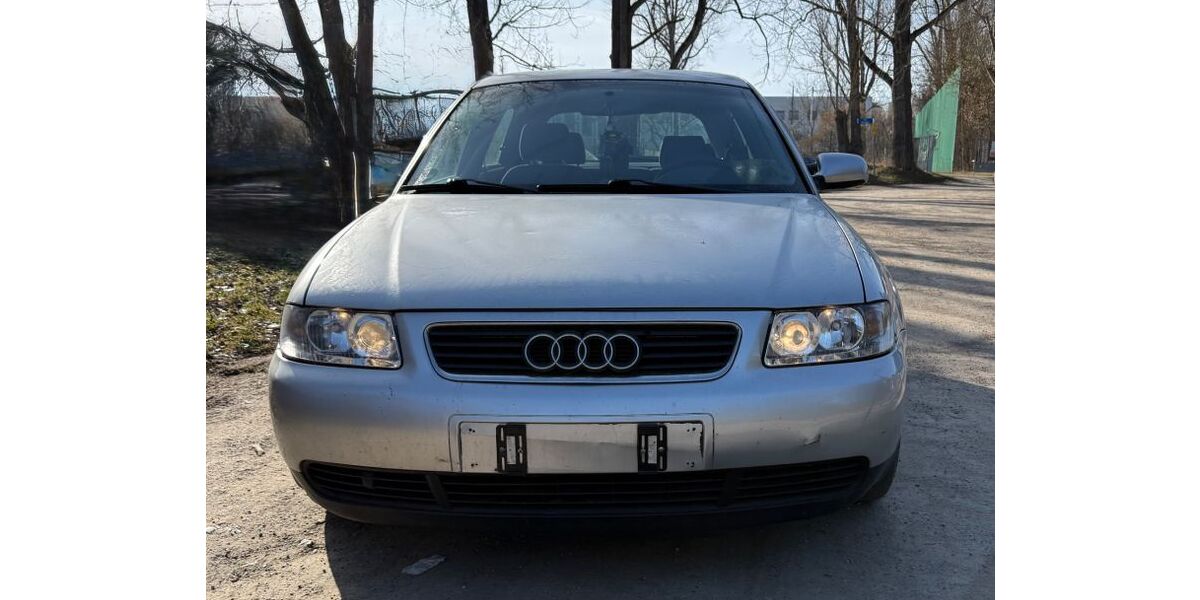 Audi A3 320.527 km 1.600 &euro; Weimar 99428