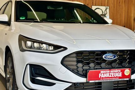 Ford Focus 17.651 km 19.370 € Großfahner 99100