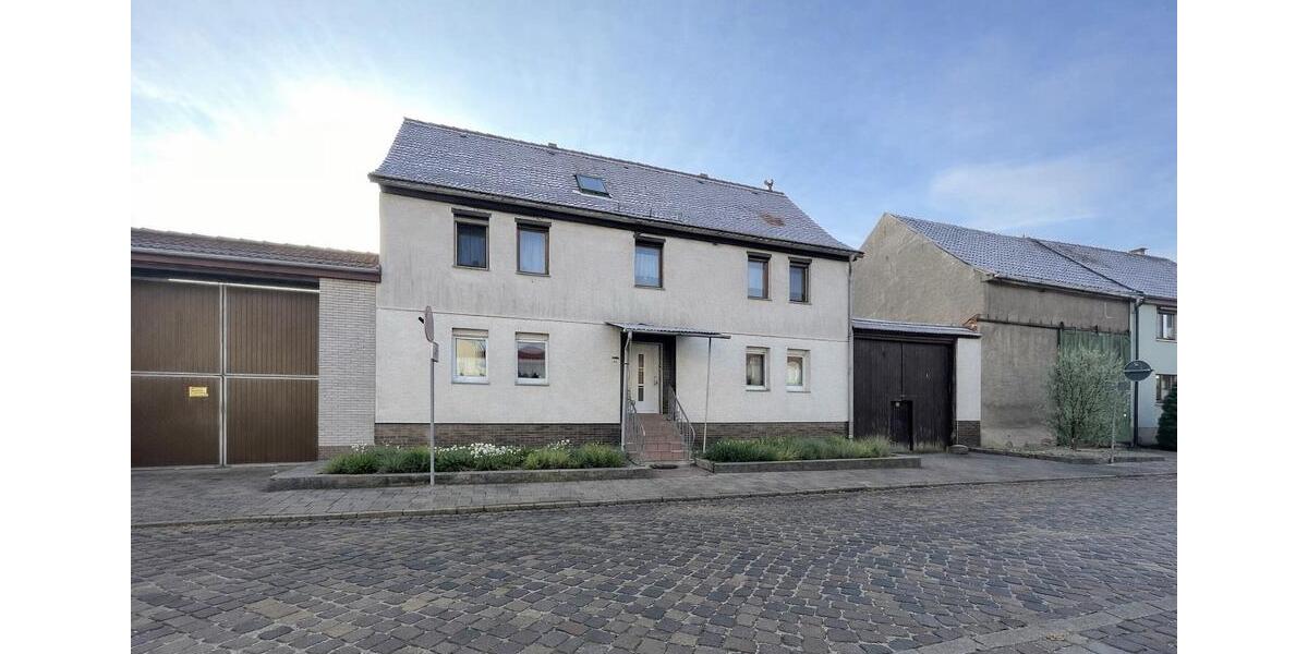 Einfamilienhaus Sömmerda - 7 Zimmer, 190 m&sup2;, 139.000&euro; | Angebot:25881462