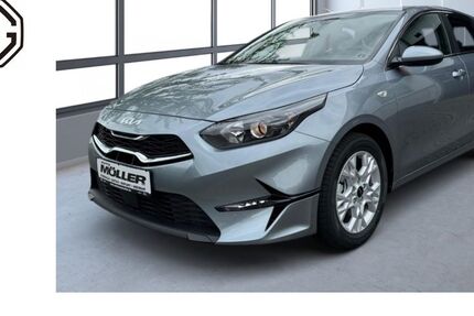 Kia ceed / Ceed 9.844 km 22.889 € Weimar 99425