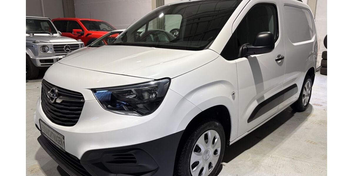 Opel Combo 87.112 km 8.900 &euro; Erfurt 99085