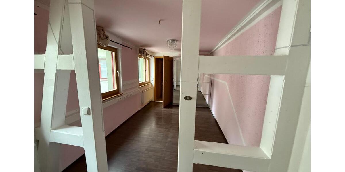 Reihenhaus Erfurt Daberstedt - 5 Zimmer, 146 m&sup2;, 1.990&euro; | Angebot:24661973