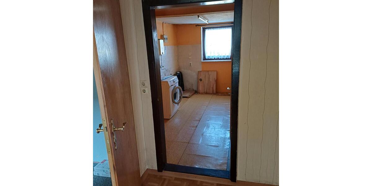 Einfamilienhaus Straußfurt - 7 Zimmer, 50 m&sup2;, 39.500&euro; | Angebot:26604574