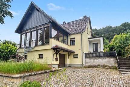 Haus Blankenhain - 5 Zimmer, 143 m&sup2;, 265.000&euro; | Angebot:26950261