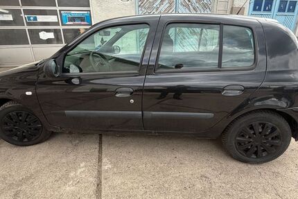 Renault Clio 60.000 km 2.750 &euro; Arnstadt 99310