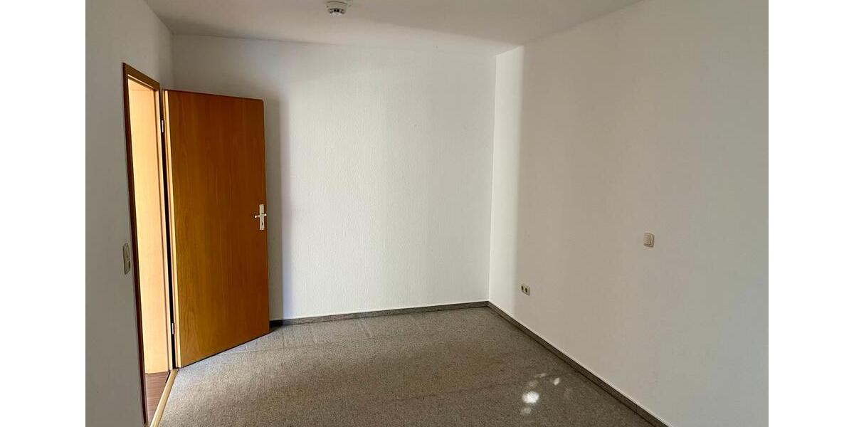 Hochparterre Erfurt Kühnhausen - 2 Zimmer, 42 m&sup2;, 88.000&euro; | Angebot:27642805