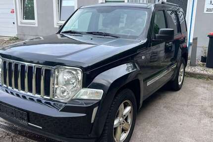 Jeep Cherokee 228.476 km 4.680 &euro; Erfurt 99089