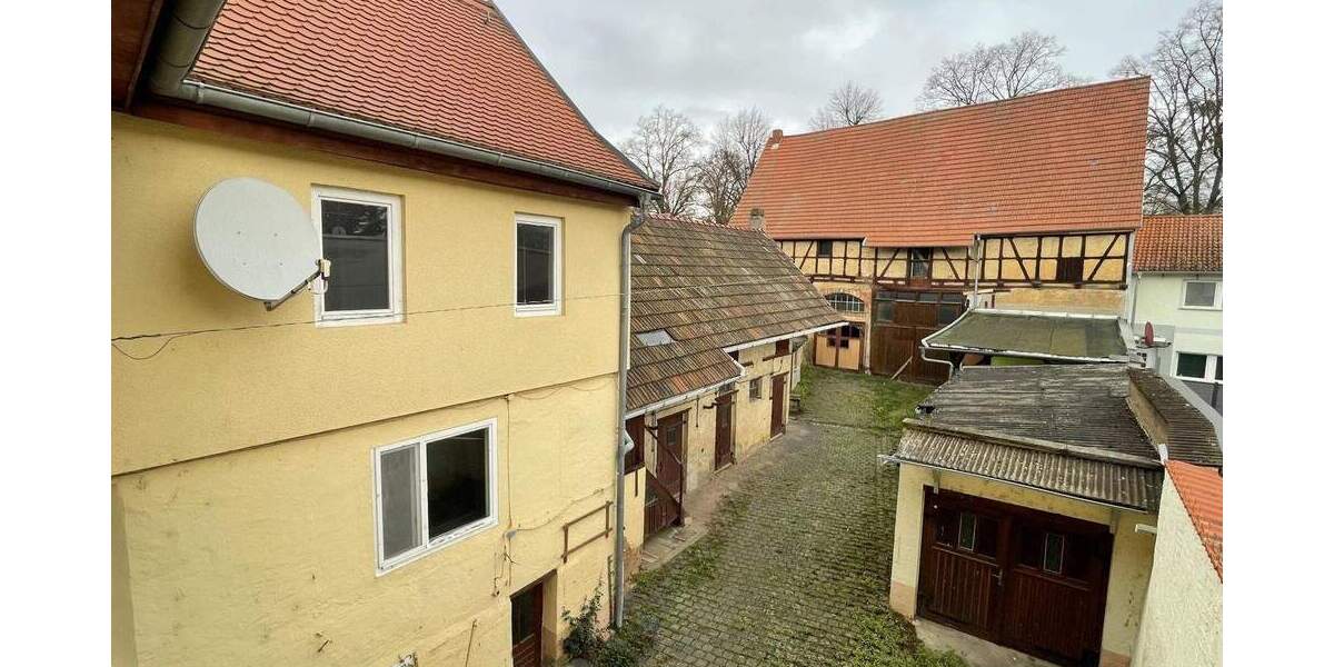 Einfamilienhaus Kölleda - 8 Zimmer, 172 m&sup2;, 110.000&euro; | Angebot:25771798