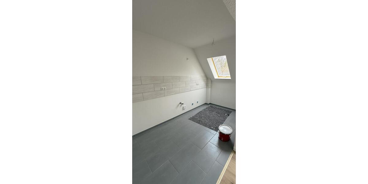 Etagenwohnung Großrudestedt - 4 Zimmer, 82 m&sup2;, 850&euro; | Angebot:25054713