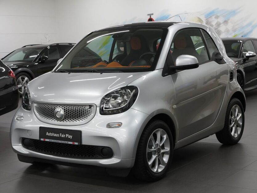 Smart ForTwo 61.597 km 7.990 € Arnstadt 99310
