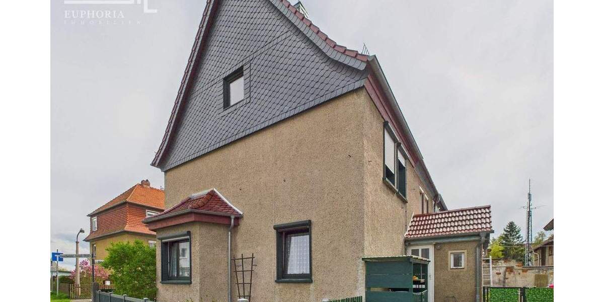 Einfamilienhaus Blankenhain - 9 Zimmer, 219 m&sup2;, 350.000&euro; | Angebot:24268866
