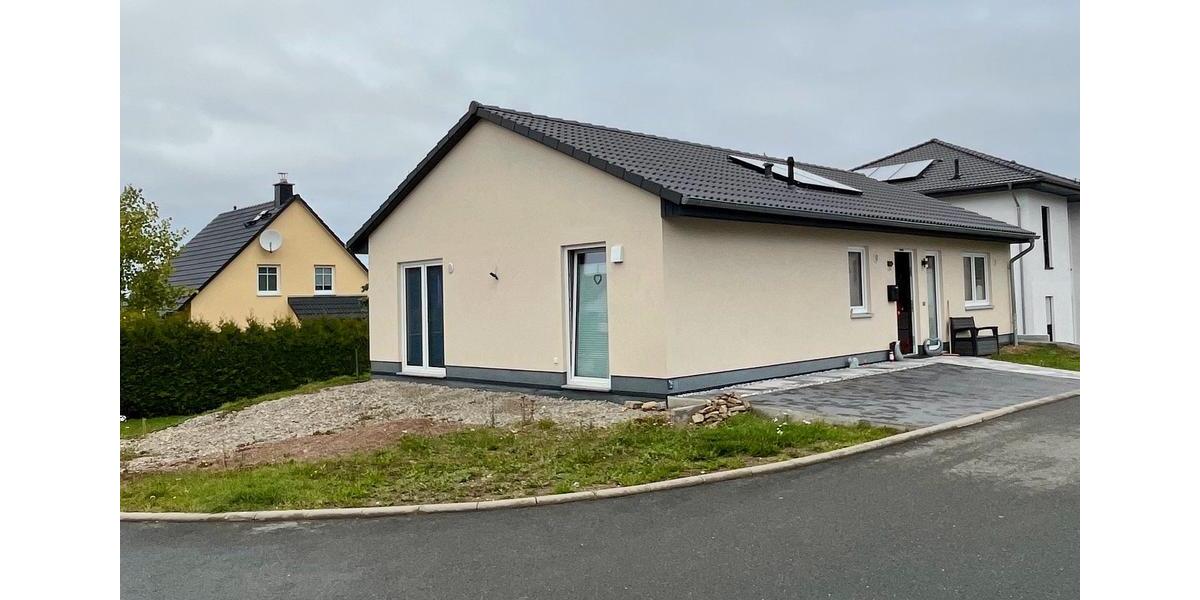 Einfamilienhaus Am Ettersberg - 4 Zimmer, 105 m&sup2;, 310.000&euro; | Angebot:26101977