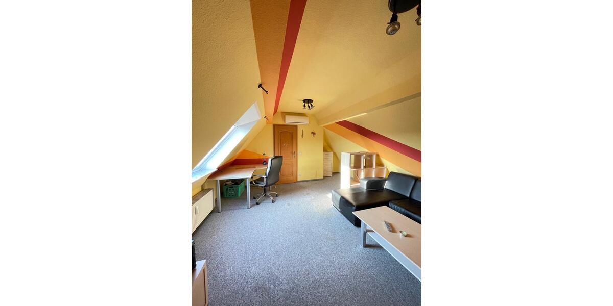 Dachgeschoßwohnung Erfurt Daberstedt - 5 Zimmer, 167 m&sup2;, 1.665&euro; | Angebot:24866952