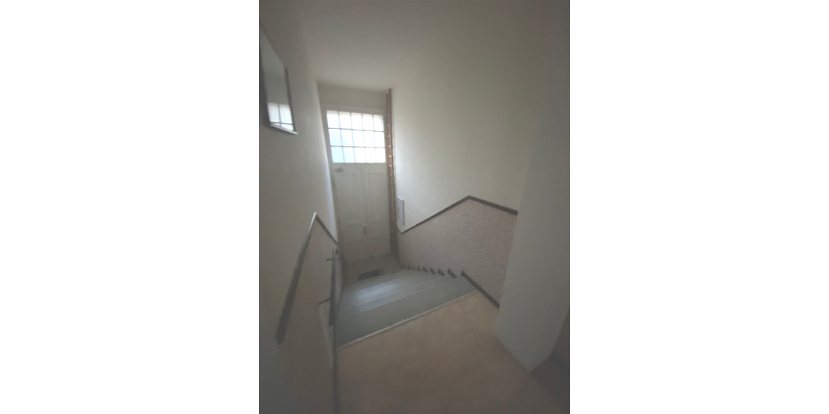 Etagenwohnung Weimar Westvorstadt - 2 Zimmer, 65 m&sup2;, 650&euro; | Angebot:25776376