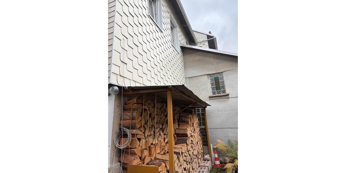 Mehrfamilienhaus, Wohnhaus Geratal Geraberg - 9 Zimmer, 200 m&sup2;, 160.000&euro; | Angebot:24469804