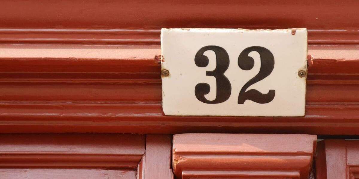 Etagenwohnung Erfurt Altstadt - 3 Zimmer, 134 m&sup2;, 975&euro; | Angebot:26153992