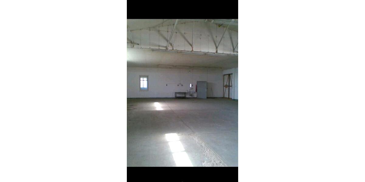 LagerhalleLagerflächeGewerbeimmobilieKalthalle zimmer