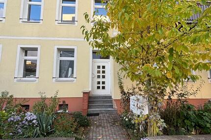 Neu Sanierte 2 Raumwohnung mit Balkon 2 zimmer